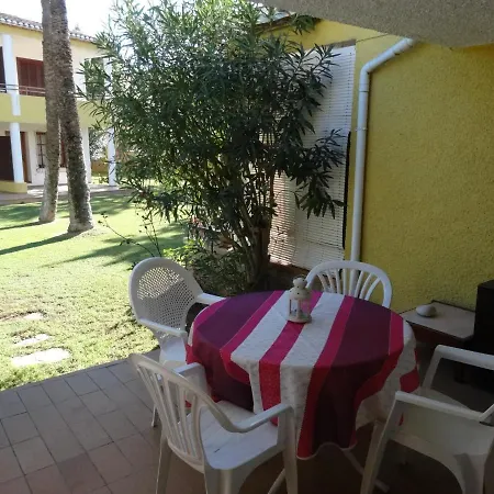 El Cau Del Montgo